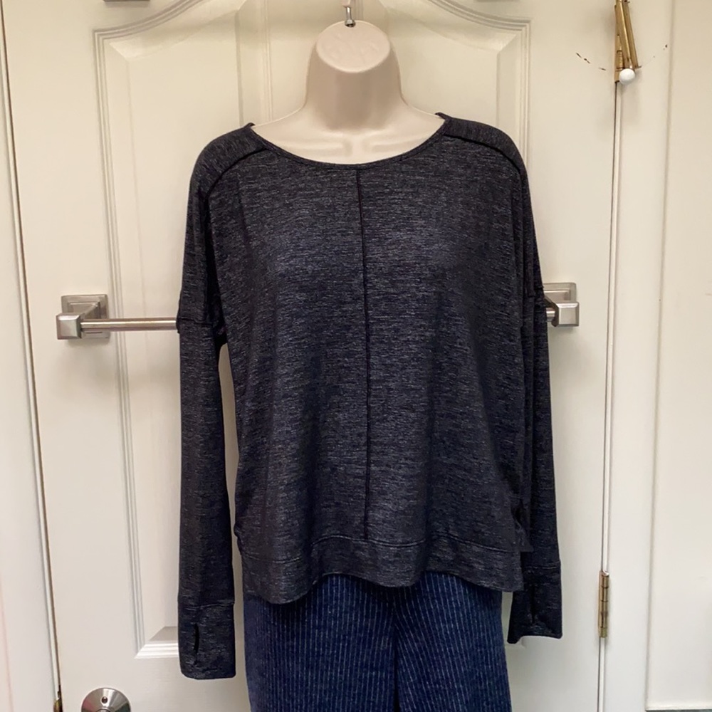 Athleta top.